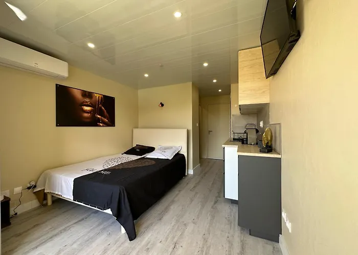 Village Naturiste - Port-venus - Le Venus - * アグド